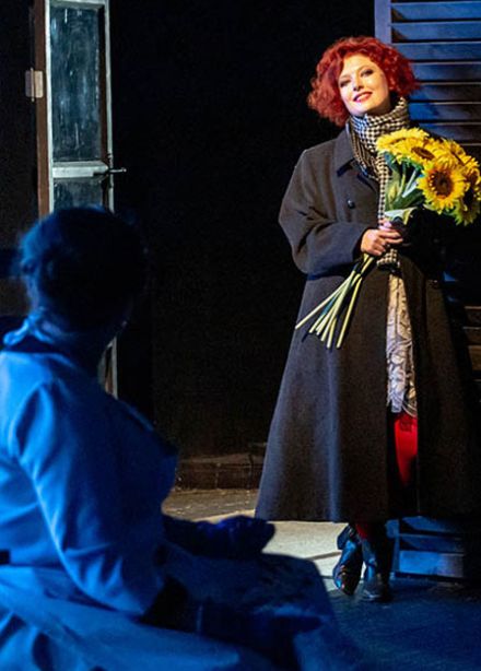 Нас обвенчает прилив...