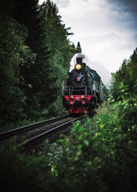 В Карелию на ретропоезде: водопады и Рускеала