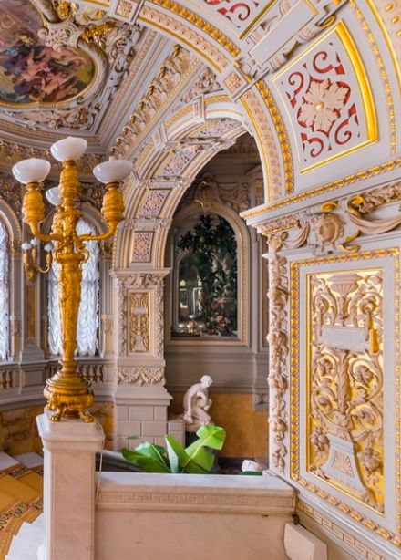 Авторская экскурсия по Владимирскому дворцу