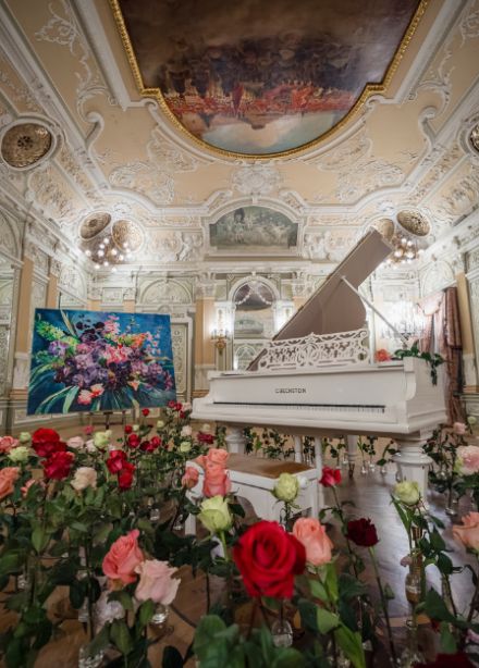 #В_ЦВЕТАХ: Шедевры классики в Особняке Елисеевых