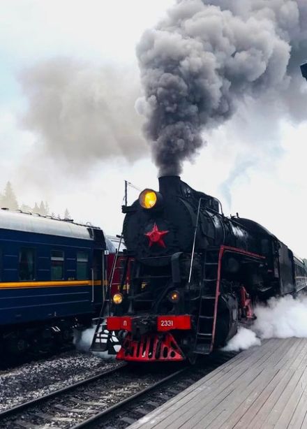 Тур на 1 день «В Рускеалу на ретропоезде: водопады и мраморный каньон»