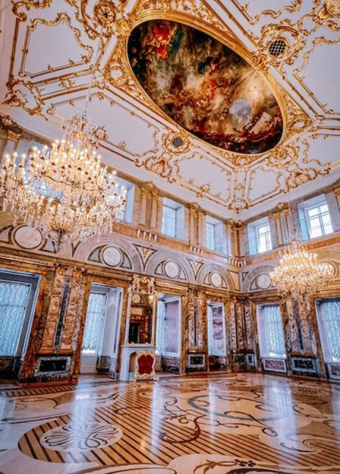 Мраморный дворец с посещением закрытых покоев Великого князя К. К. Романова в мини-группе