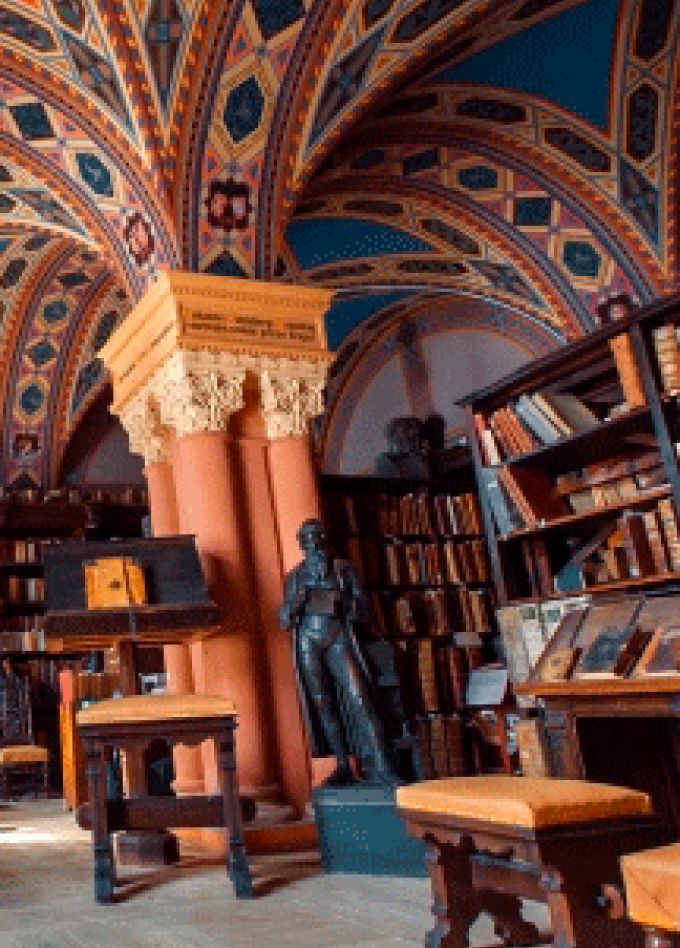 Тематические экскурсии по специализированным фондам и отделам. Отдел редких книг «Кабинет Фауста»