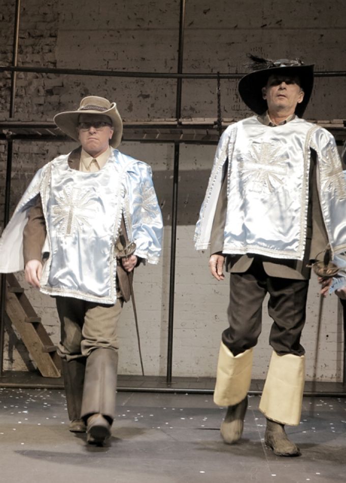 Три мушкетера (Театр ОКОЛО, Москва)