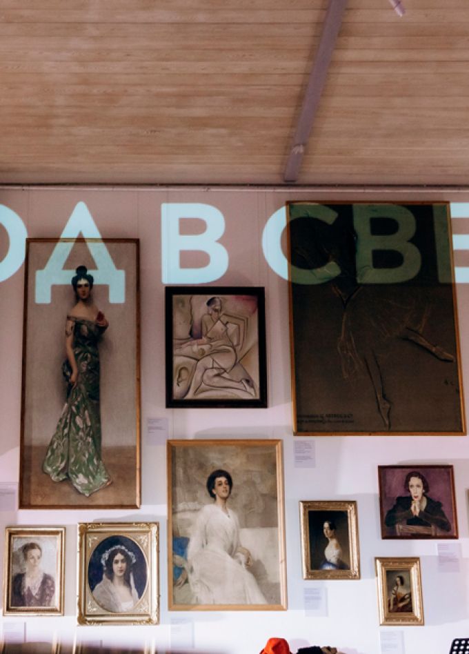 Спектакль-альманах "Выход в свет" (реж. Д. Мульков)