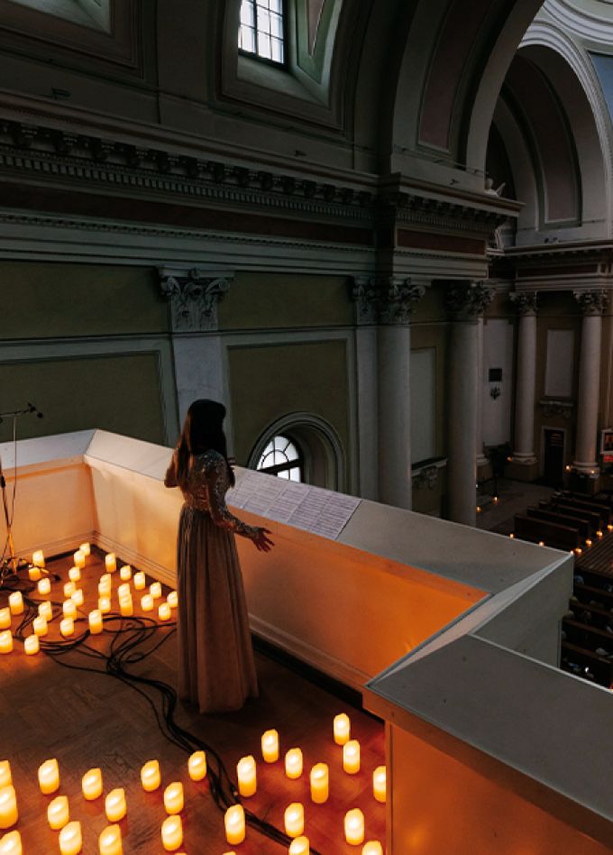 В сиянии свечей: Музыка Парижских соборов.