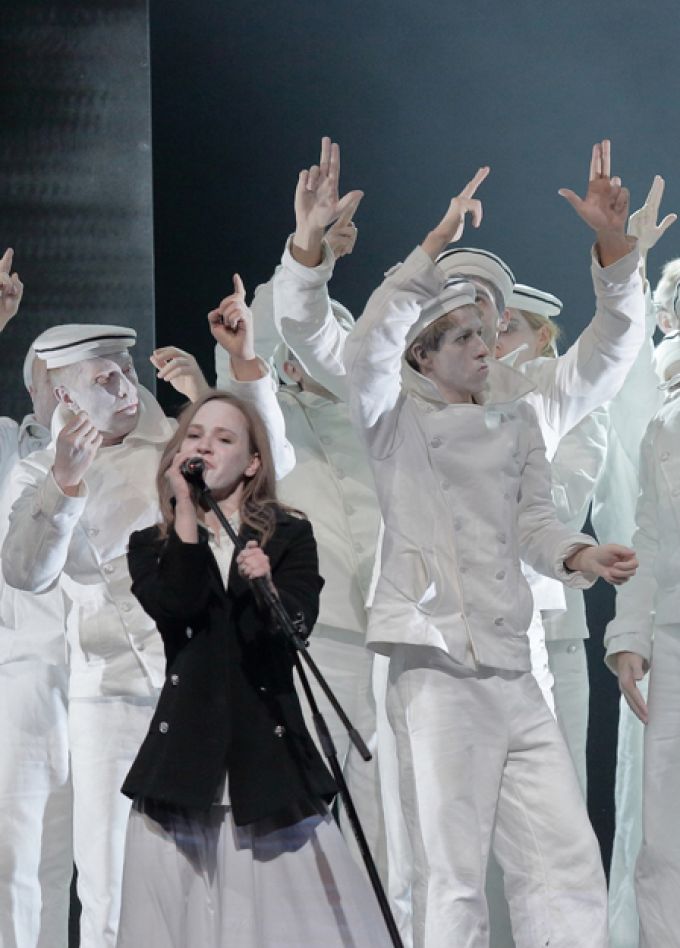 Оптимистическая трагедия. Прощальный бал