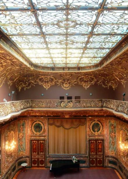 Времена года: Переосмысление. От Вивальди к Рихтеру. Концерт при свечах в Бронзовом зале Особняка Половцова