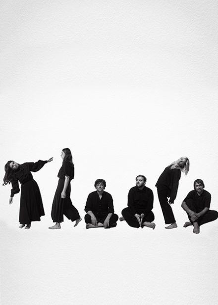 Бонд с кнопкой