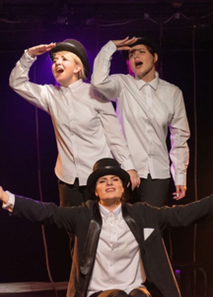 Спектакль "В открытом море"