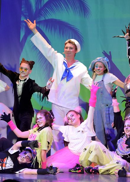 "Голубой щенок" Детский музыкальный спектакль Геннадия Гладкова и Юрия Энтина