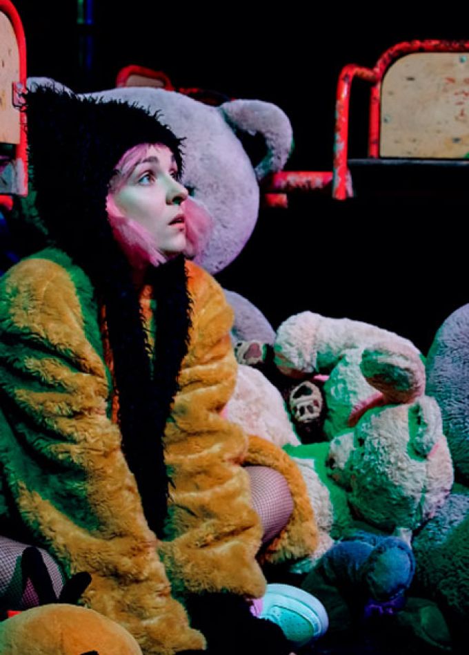 Гудбай, Китти