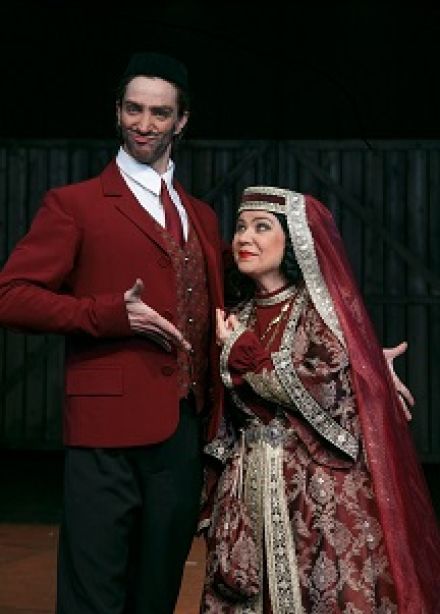 Спектакль "Ханума"