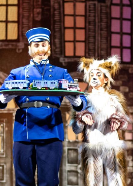 Путешествие Голубой Стрелы. Музыкальный театр "Карамболь"