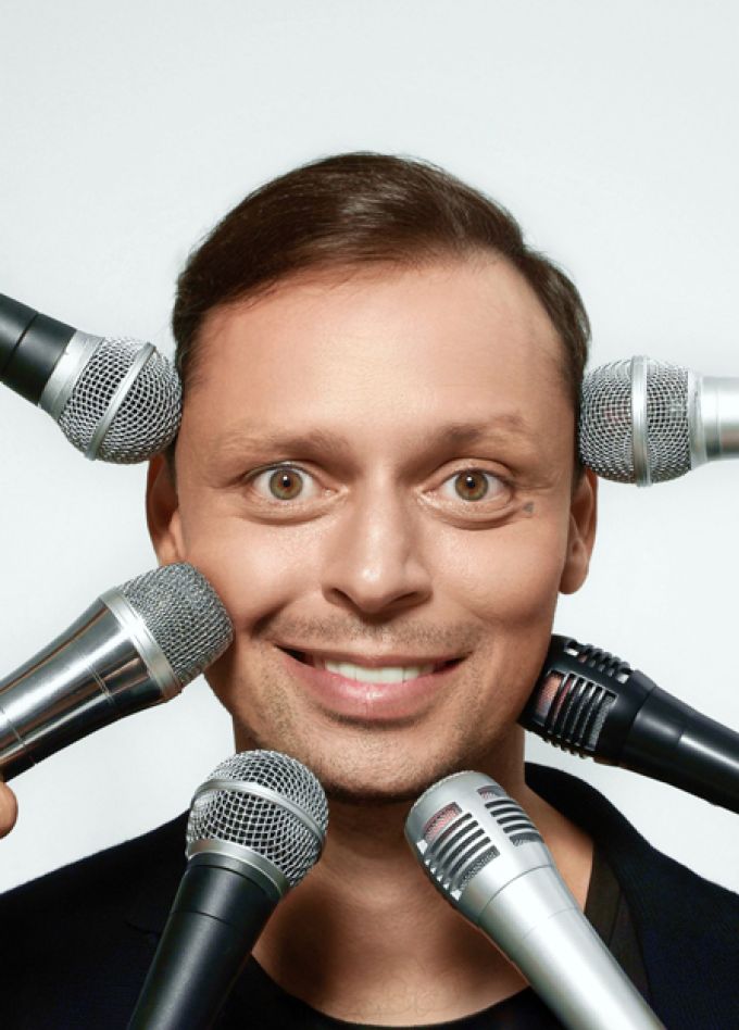 Виктор Комаров