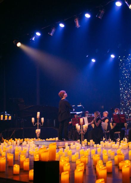 Ханс Циммер и Людовико Эйнауди: двойной концерт в сиянии тысячи свечей