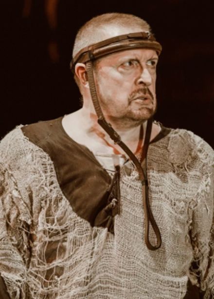 Гастроли! Московский театр "У Никитских ворот", спекталь "История лошади"