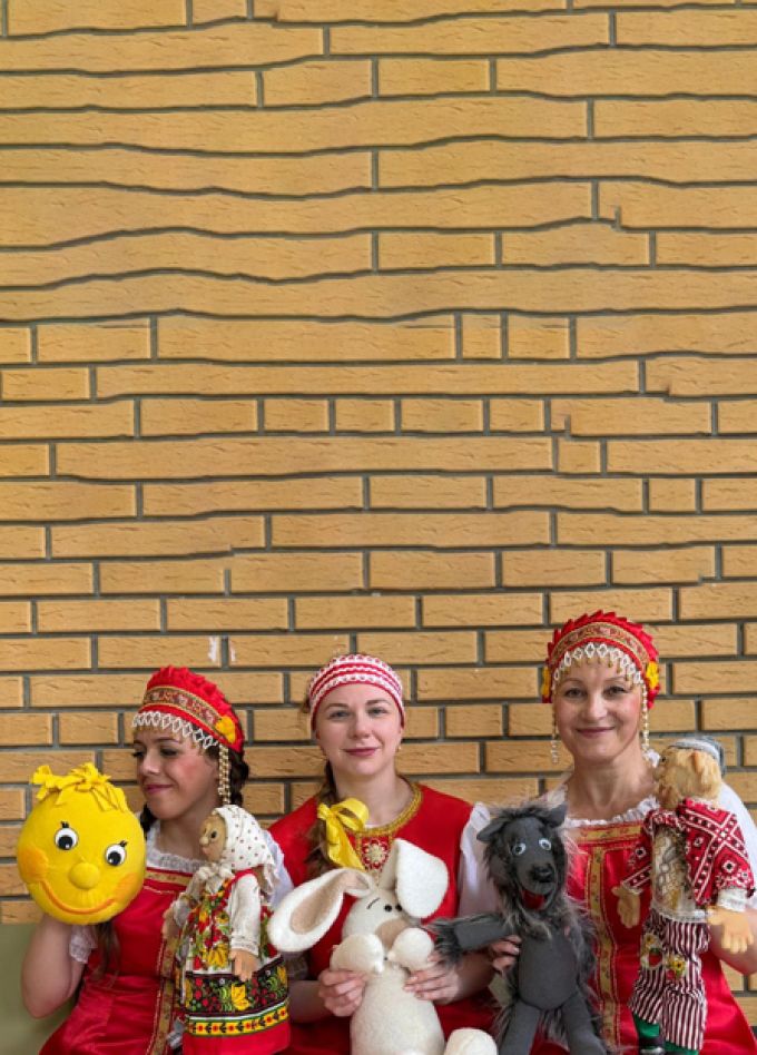 Интерактивная игровая программа "Помогите Колобку"