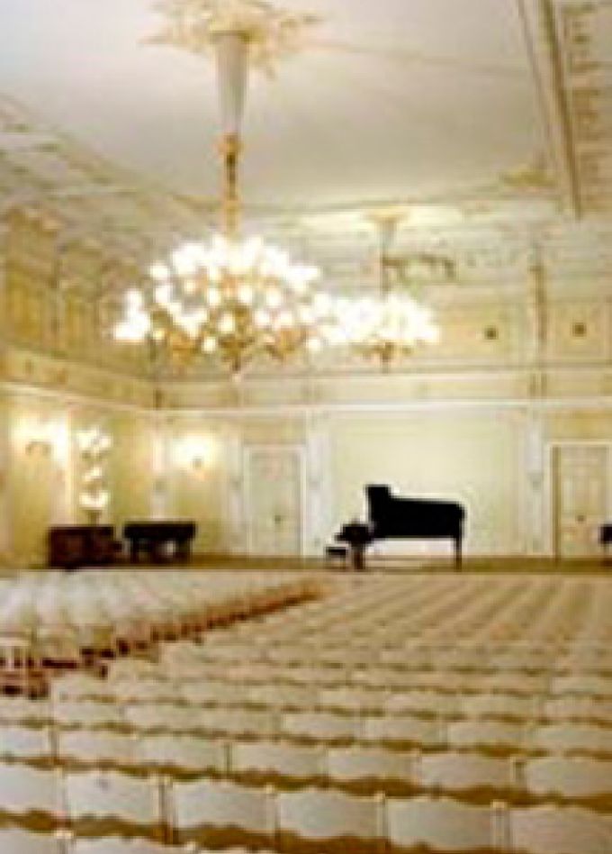 Камерный оркестр "Olympic orchestra".