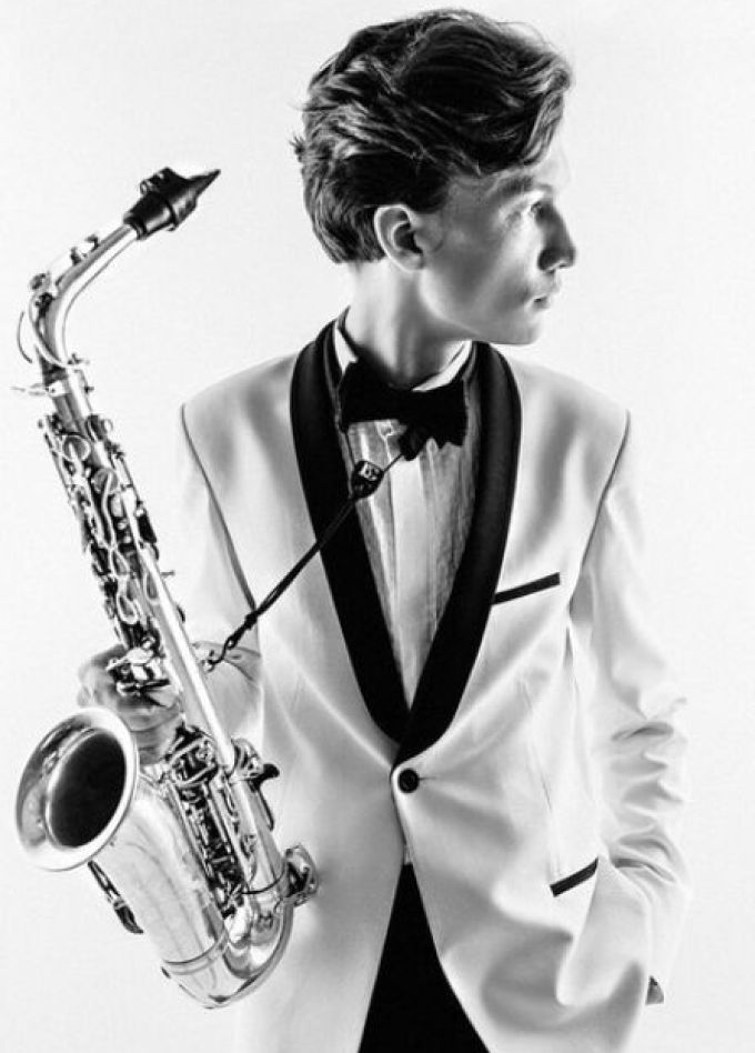 НОВЫЙ ГОД В СТИЛЕ ГОЛЛИВУД. ЛИНА НОВА и 2х2 SAXOPHONE ORCHESTRA Концерт в лофт-особняке