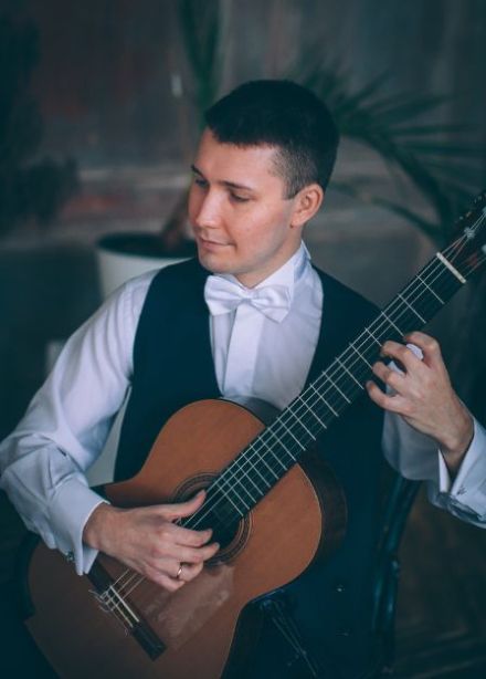 Новый год в Испанском стиле. Гитара при свечах