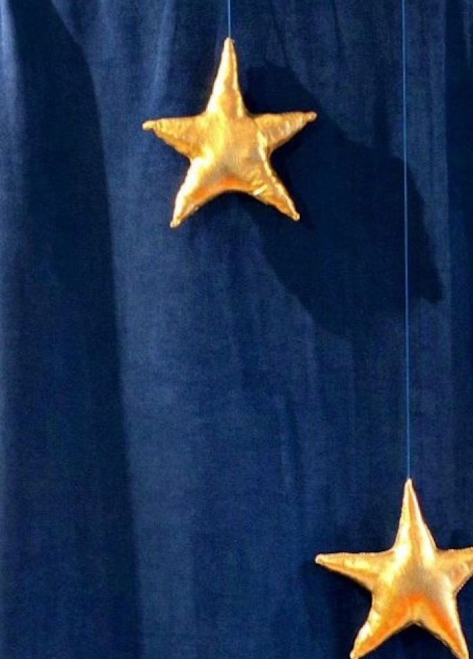 МАЛЕНЬКАЯ ЕЛОЧКА