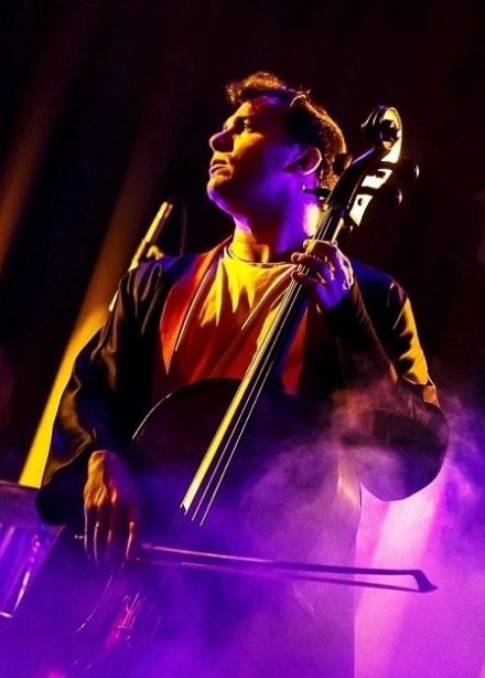 РОК-ХИТЫ НА ВИОЛОНЧЕЛЯХ ПРИ СВЕЧАХ. FUMO ROSSO