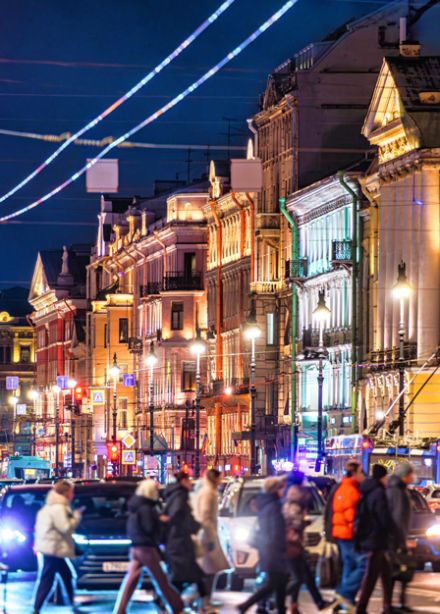 Новогодняя экскурсия по Петербургу на миниавтобусе