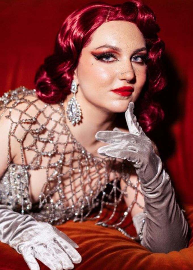 Бурлеск кабаре MADAM BOOM