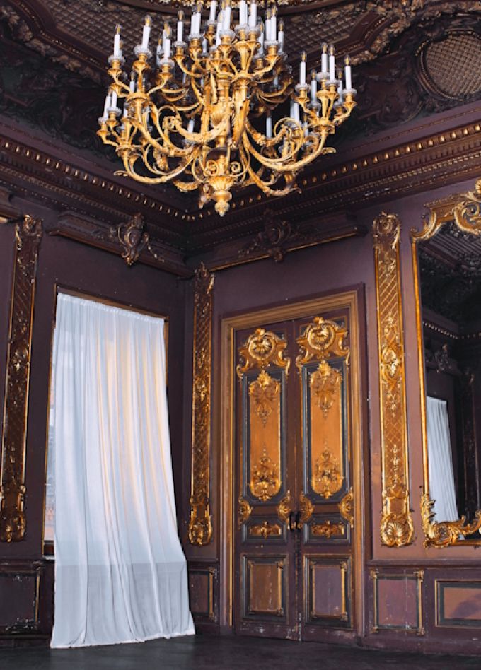 Скрытый особняк Брусницыных: роскошь и мистика интерьеров