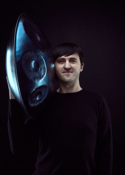 МАГИЯ ХАНГА. КОНЦЕРТ В АРТ-ПРОСТРАНСТВЕ «ФАБРИКА»