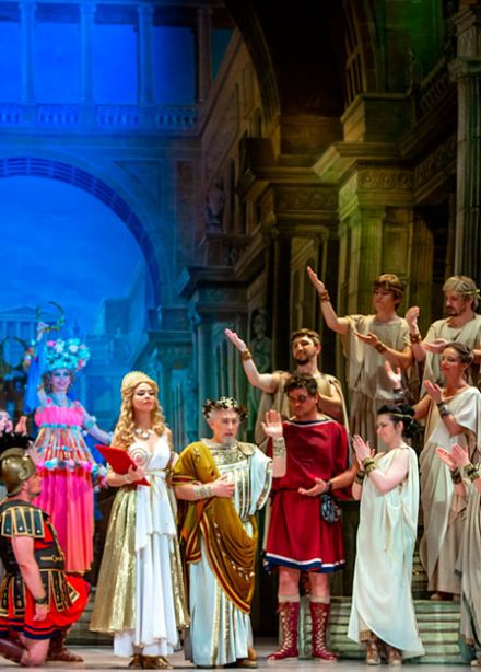 Прекрасная Елена